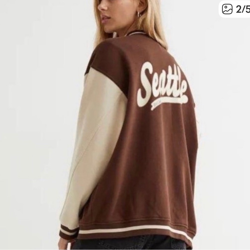 H&M Seattle Brown Color-block
Baseball Varsity Jacket, medium preloved